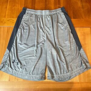 Under Armour HeatGear Athletic Shorts Men’s Large Gray Striped Loose Fit